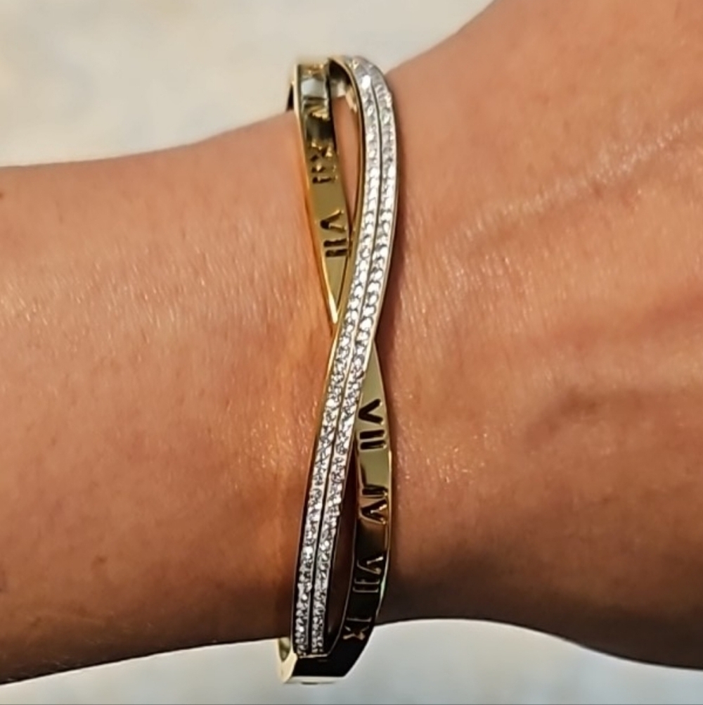Roman Numeral Infinity Bracelet Stainless Steel 18k Gold Plated - NEW - Picture 3 of 3